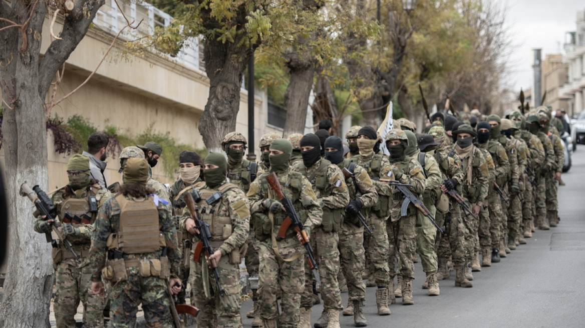 Συρία: Διαδήλωση στη Σουέιντα με αίτημα την απόσυρση των κυβερνητικών στρατευμάτων