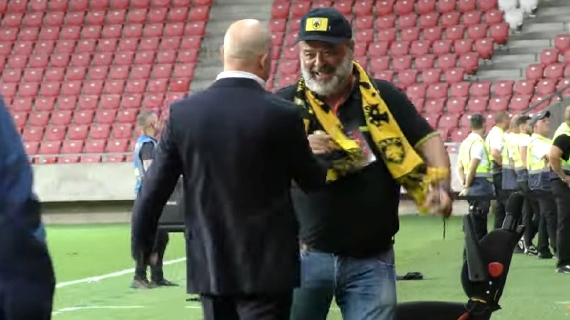 ΑΕΚ: Οι πανηγυρισμοί για την πρόκριση και οι αγκαλιές του Ηλιόπουλου σε παίκτες και Νίκολιτς - Βίντεο