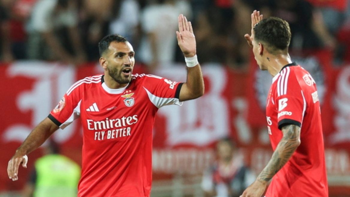 Βαγγέλης Παυλίδης: Πήρε το Σούπερ Καπ, βγήκε MVP και το... έριξε στον χορό για τον Έλληνας σέντερ φορ - Δείτε βίντεο