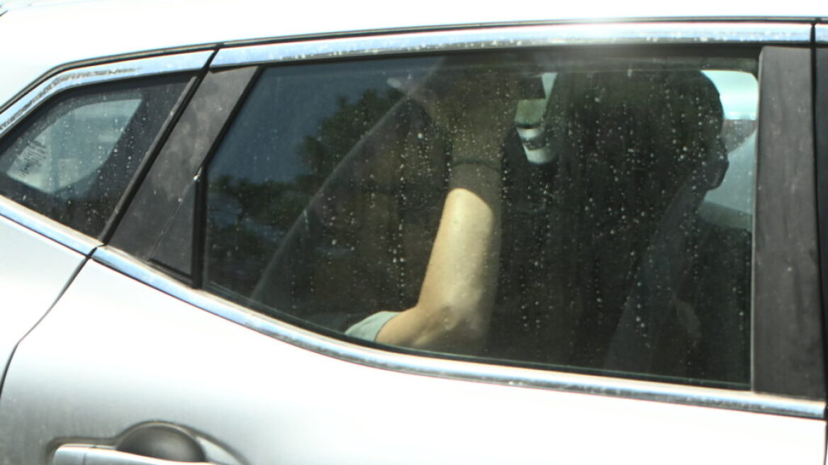 Παλαιό Φάληρο: «Σε ρηχά νερά ο πνιγμός, ερευνάται η μητέρα να ήθελε να ξεφορτωθεί το παιδί», λέει ο ιατροδικαστής Γαλεντέρης