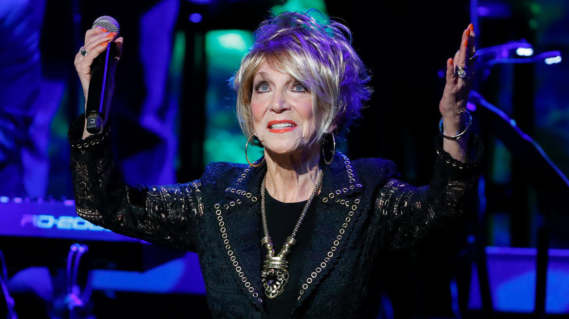 Τζίνι Σίλι: Πέθανε η θρυλική τραγουδίστρια της κάντρι