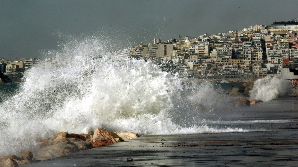 Καιρός: Ισχυροί βοριάδες με ριπές που άγγιξαν τα 100 χιλιόμετρα στην Τήνο το Σάββατο