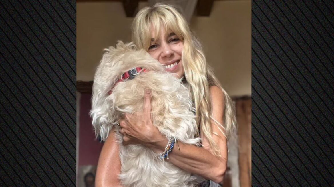 Μυρτώ Αλικάκη: Νέες φωτογραφίες της με ξανθά μαλλιά για την επιστροφή της ως «Μητσάκι» στα «Υπέροχα πλάσματα»