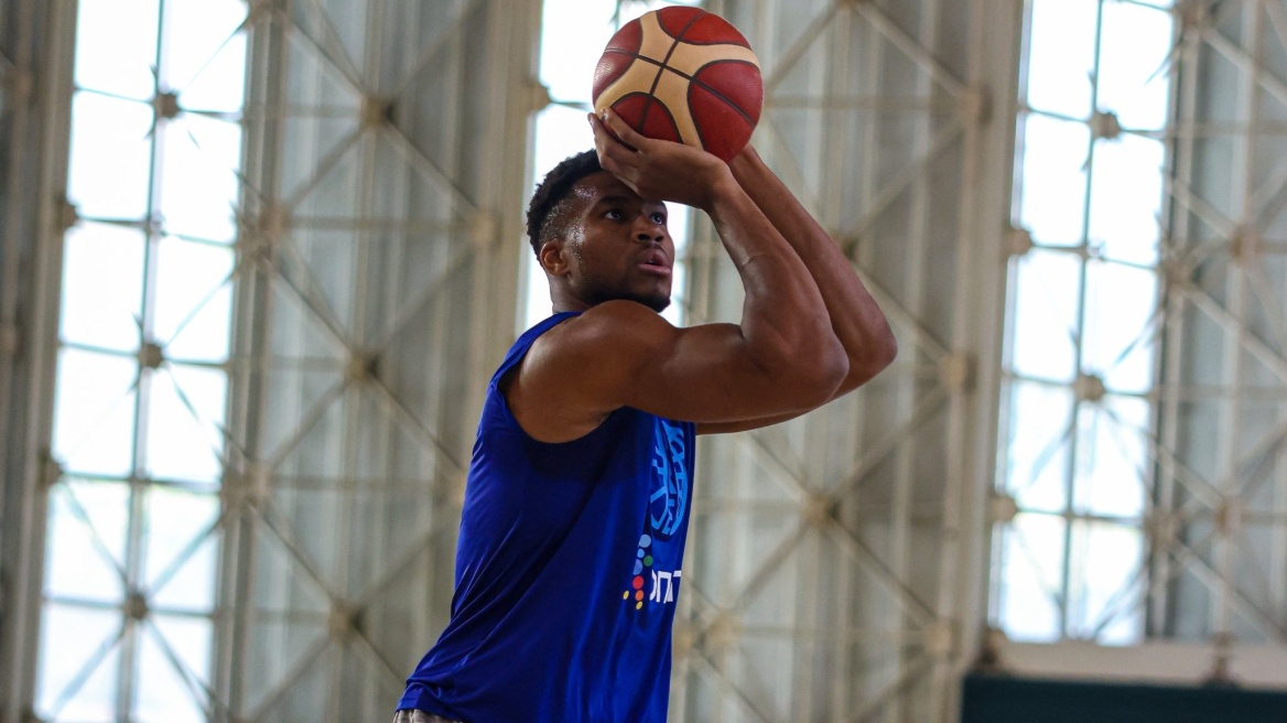 Γιάννης Αντετοκούνμπο: Ενσωματώθηκε στις προπονήσεις της Εθνικής Ελλάδας
