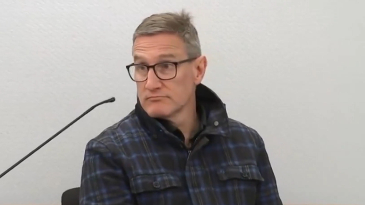 Νέα Ζηλανδία: Πρώην αξιωματικός της αστυνομίας κατηγορείται για κατοχή περιεχομένου παιδικής πορνογραφίας και κτηνοβασίας