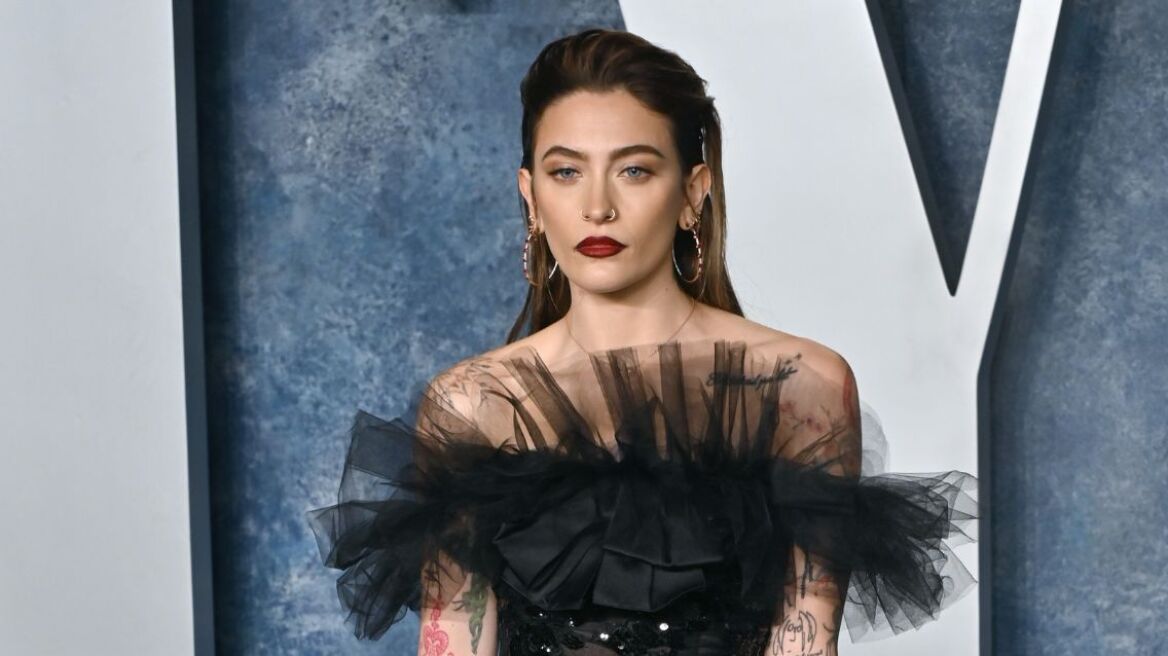 Η Πάρις Τζάκσον καταγγέλλει οικονομικές ατασθαλίες στη διαχείριση της περιουσίας του πατέρα της: «Δικηγόροι αρπάζουν χρήματα»