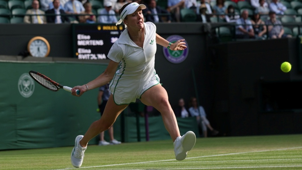 Ελίνα Σβιτολίνα: Θύμα διαδικτυακής επίθεσης από παίκτες στοιχήματος
