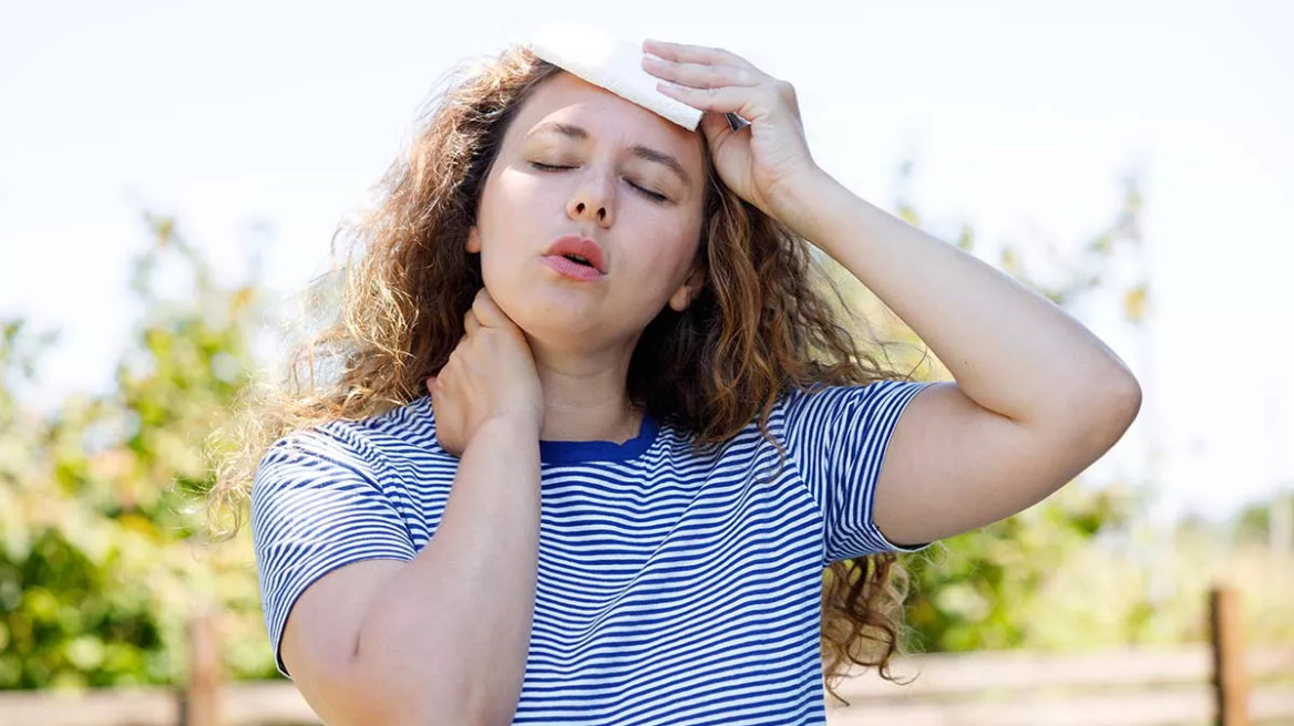 Θερμική εξάντληση ή θερμοπληξία; Ένας διασώστης εξηγεί τις διαφορές – Δείτε βίντεο