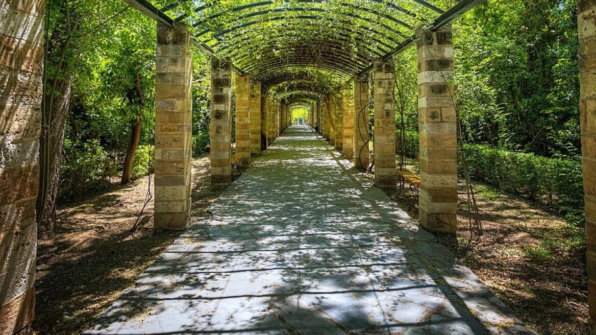 Κλειστός ο Εθνικός Κήπος λόγω ισχυρών ανέμων
