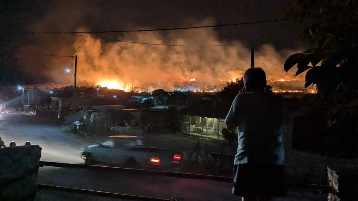 Φωτιά τώρα στην Πυλαία Φερών στον Έβρο