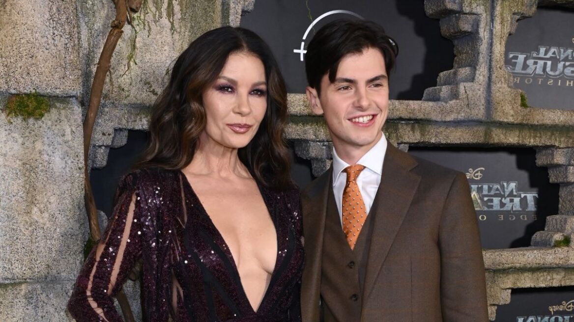 Κάθριν Ζέτα Τζόουνς: Η ανάρτηση για τα γενέθλια του γιου της - «Είσαι τα πάντα για εμένα» έγραψε