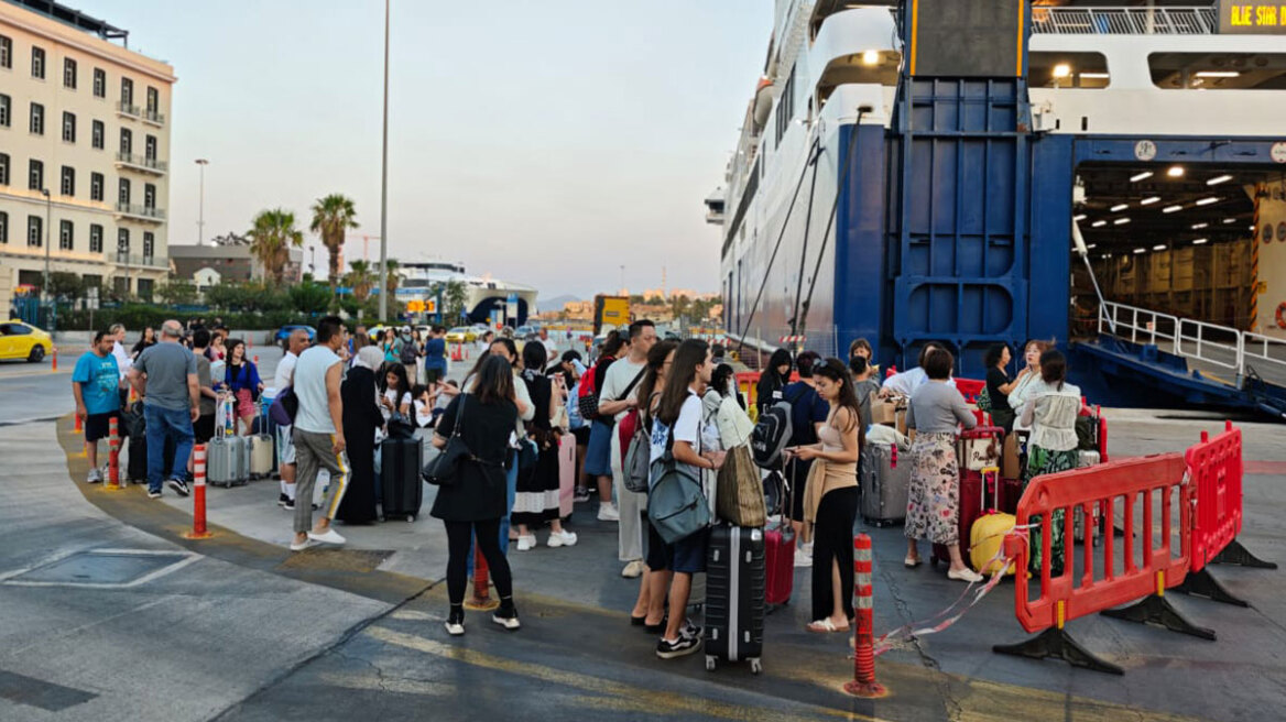 Καιρός: Απαγορευτικό απόπλου από Πειραιά, Ραφήνα,  Λαύριο λόγω των ανέμων - Τα 9 μποφόρ φέρνουν και ακραίο κίνδυνο πυρκαγιάς σε 3 Περιφέρειες