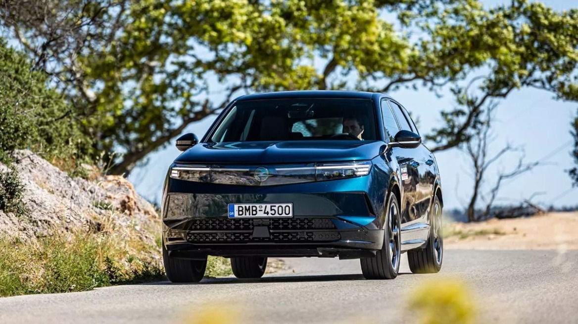 Δοκιμάζουμε το ηλεκτρικό Opel Grandland - Πόσο κοστίζει στην Ελλάδαα;
