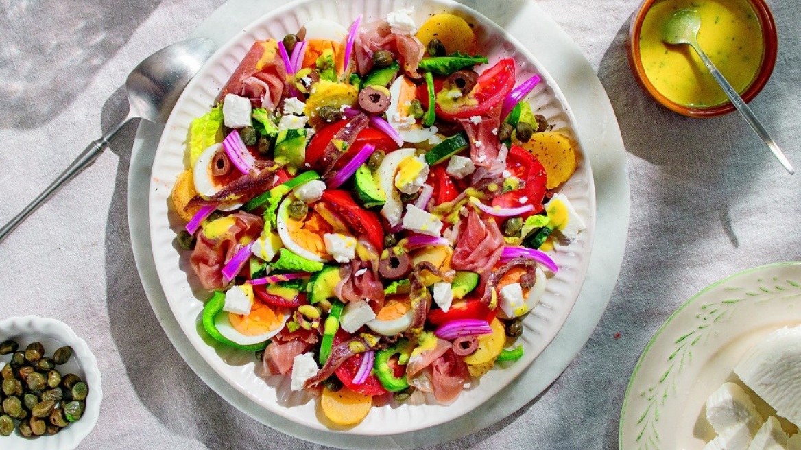 Χωριάτικη σαλάτα Κορσικής