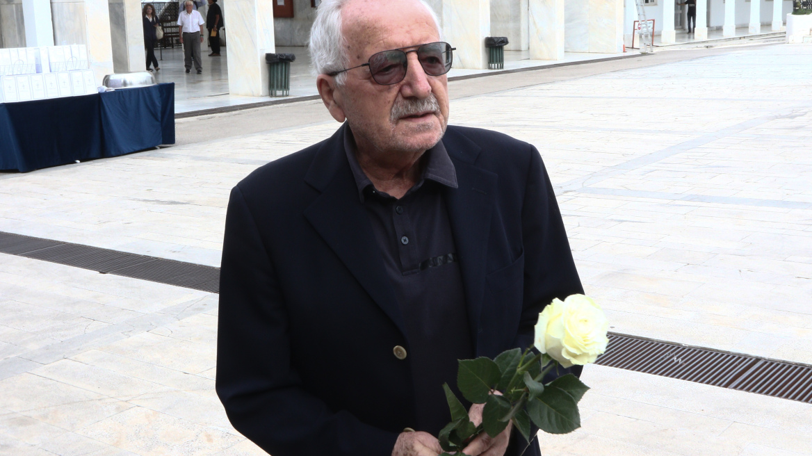 Πένθος για τον Κώστα Γείτονα - Έφυγε από τη ζωή η σύζυγός του
