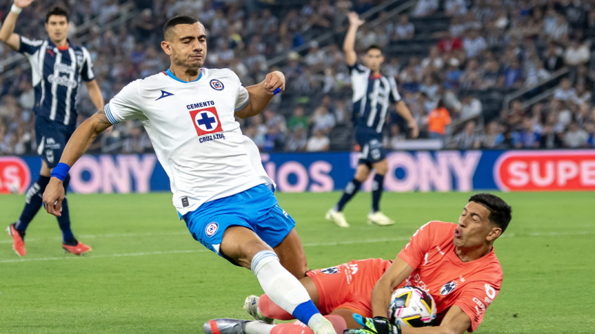 ΠΑΟΚ: Αποχαιρέτησε την Κρουζ Αζούλ και αναχωρεί για Θεσσαλονίκη ο Γιακουμάκης