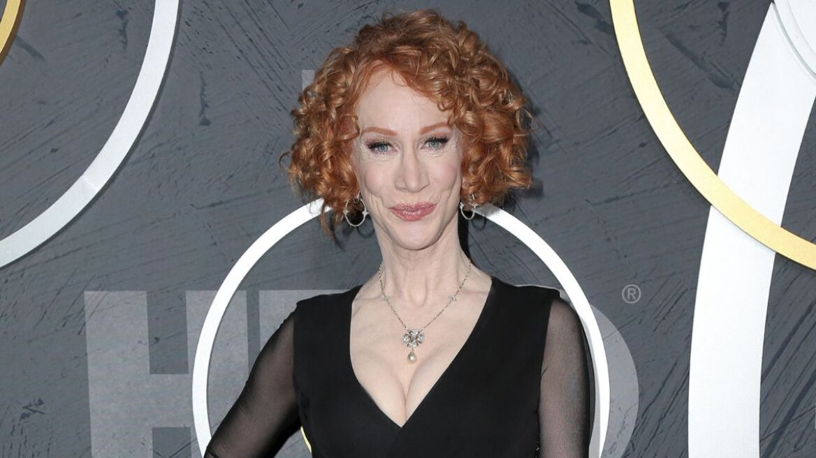 Η Κάθι Γκρίφιν μίλησε για την επέμβαση που έκανε στο πρόσωπό της: «Ήταν επώδυνο»