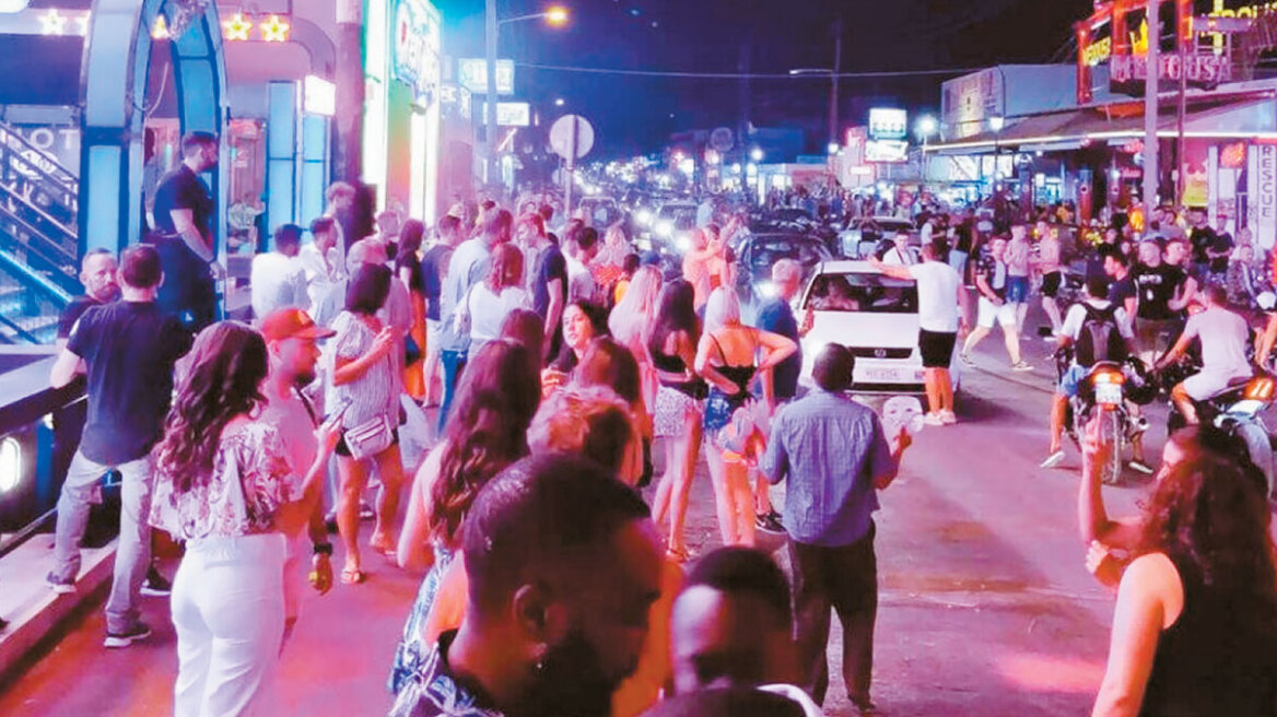 No panties in Zante: Oι διακοπές της ακολασίας των -κυρίως Άγγλων- τουριστών, δείτε βίντεο