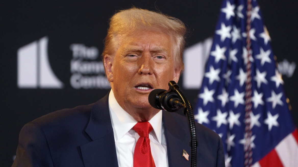 Τραμπ: Στο στόχαστρο η επιστολική ψήφος και τα συστήματα ηλεκτρονικής ψηφοφορίας ενόψει ενδιάμεσων εκλογών