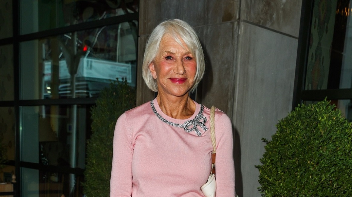 Έλεν Μίρεν: Φόρεσε την ιδανική φούστα για δροσερές καλοκαιρινές νύχτες και τη μετάβαση στο φθινόπωρο