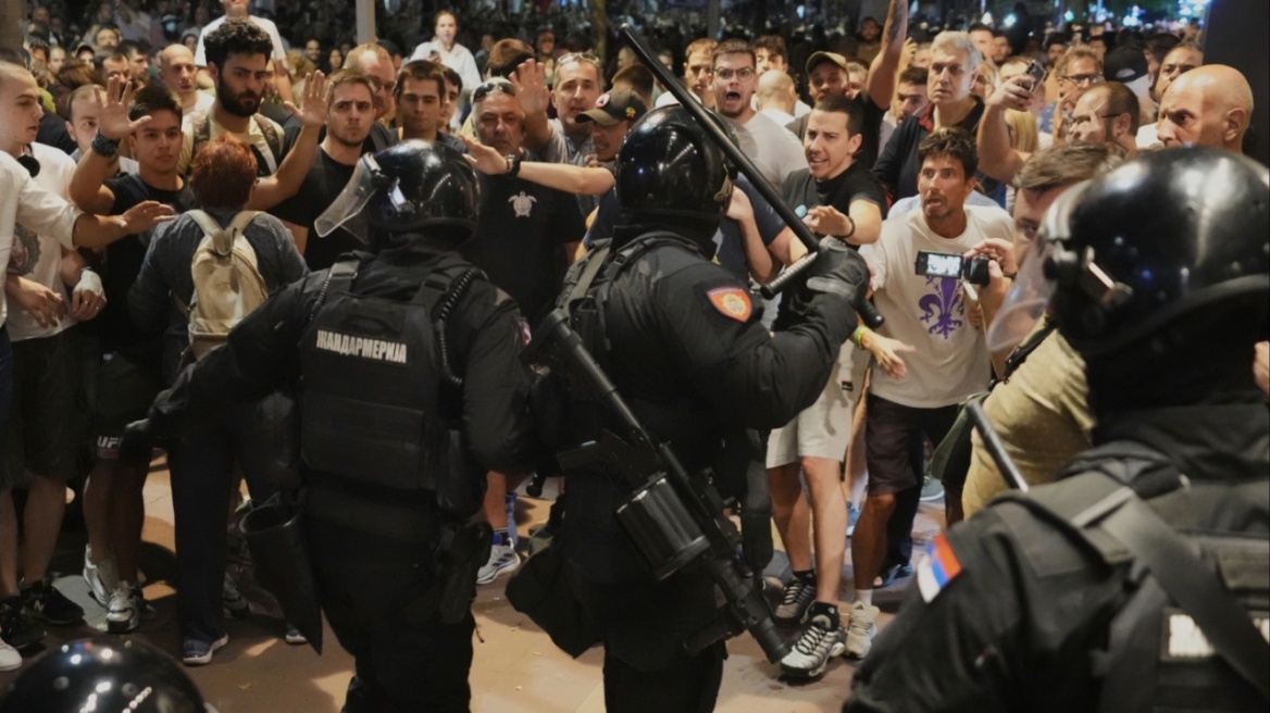 Νέες αντικυβερνητικές διαδηλώσεις κι επεισόδια στη Σερβία  - Δείτε βίντεο
