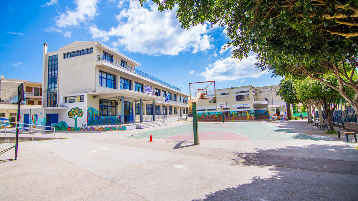 Χωρίς ζημιές από τις πυρκαγιές τα σχολεία σε Αχαΐα, Ήπειρο και Χίο
