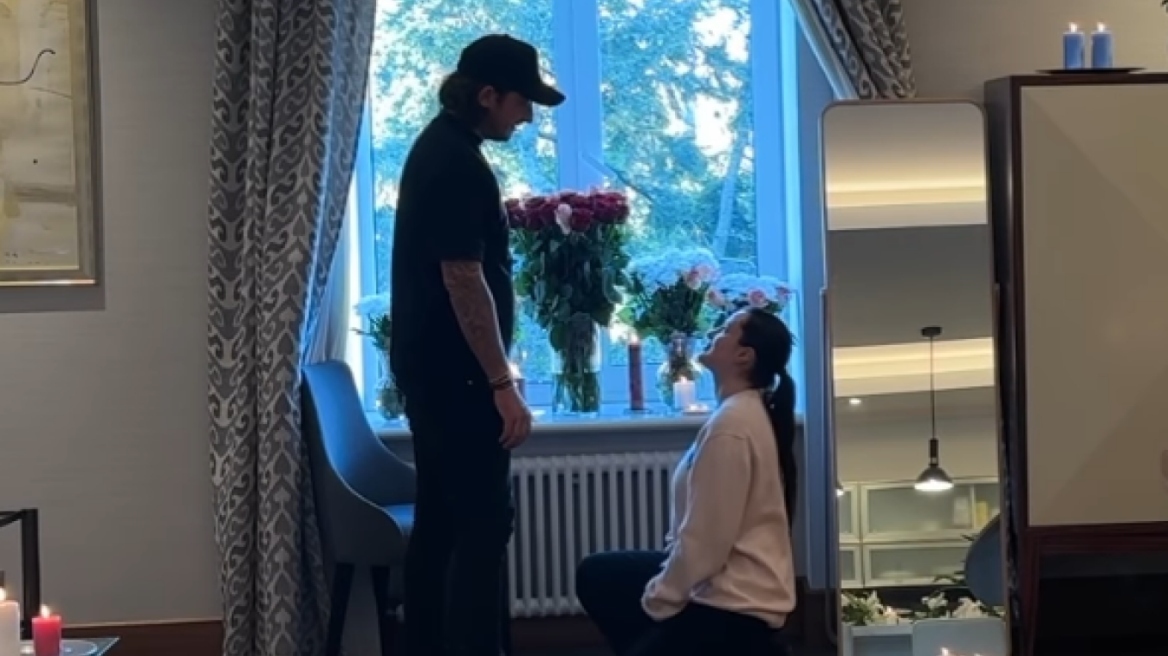 Μπέλα Θορν: Δίχασε με την πρόταση γάμου στον σύντροφό της - «Ας μην το κανονικοποιήσουμε αυτό» της έγραψαν