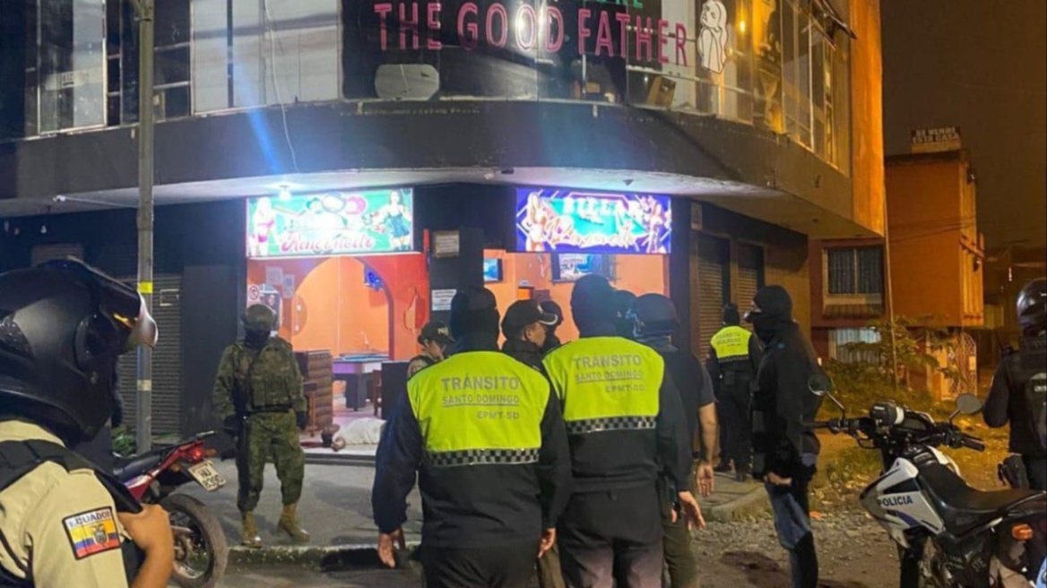 Μακελειό στον Ισημερινό: Επτά νεκροί από επίθεση ενόπλων σε αίθουσα μπιλιάρδου - Δείτε βίντεο