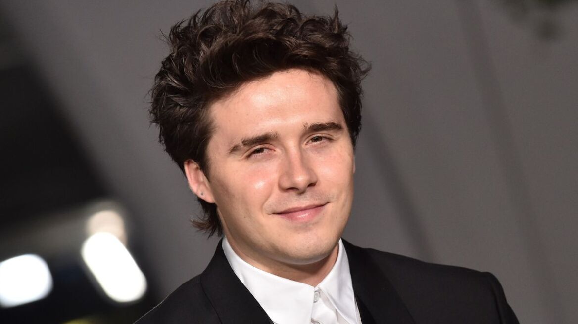 Ο Μπρούκλιν Μπέκαμ δεν μίλησε για τους γονείς του στην ανανέωση των όρκων του με τη Νίκολα Πελτζ - Η αναφορά στα πεθερικά του 