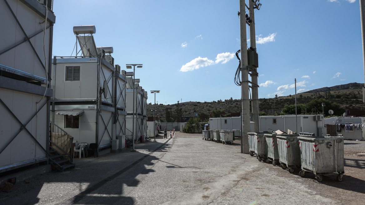 Έξι μήνες φυλακή στους μετανάστες που επιχείρησαν να δραπετεύσουν από κλειστή δομή φιλοξενίας στον Δήμο Σιντικής