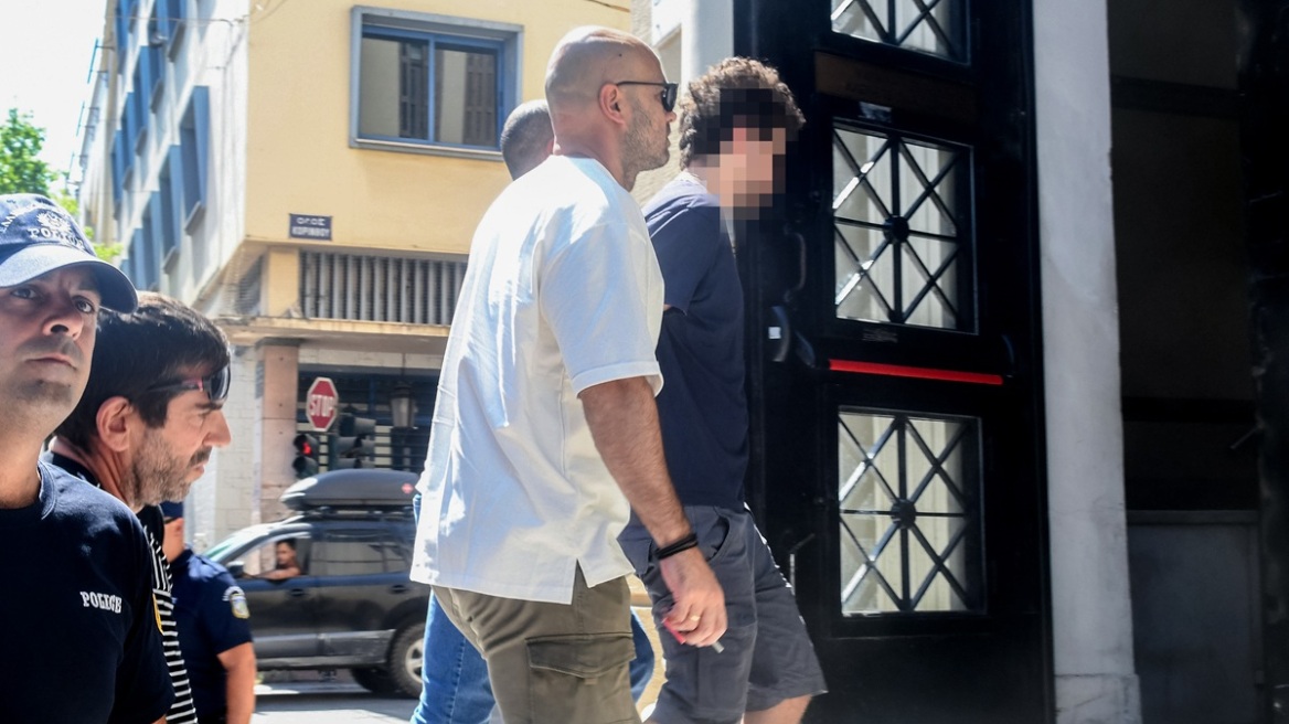 Προφυλακιστέοι ο 25χρονος και ο 21χρονος για τη φωτιά στην περιοχή του Γηροκομείου στην Πάτρα