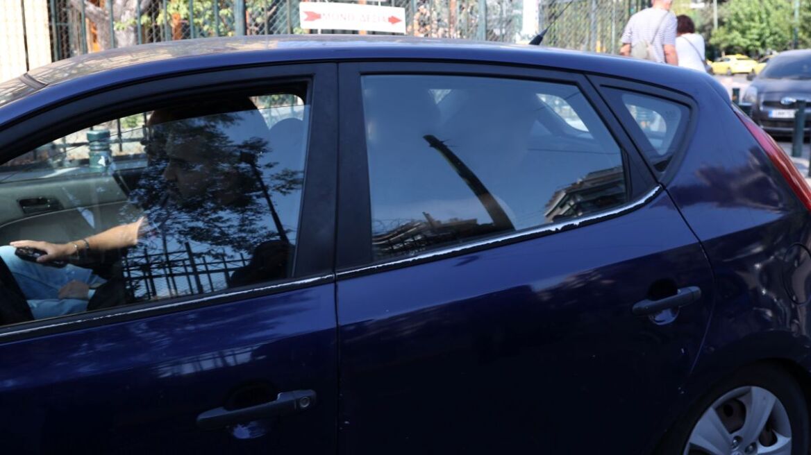 Στην Ευελπίδων ο δράστης της δολοφονίας στο Χαλάνδρι - Τι είπε για τη φονική επίθεση κατά της 47χρονης