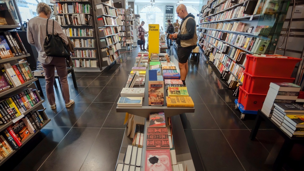 Η Δανία καταργεί τον ΦΠΑ στα βιβλία για να ενισχυθεί η ανάγνωση