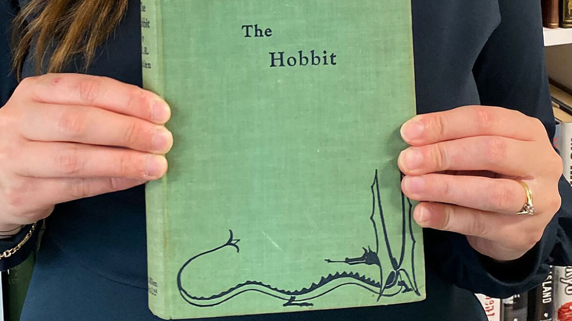 Σπάνιο αντίτυπο της πρώτης έκδοσης του «Χόμπιτ» πωλήθηκε έναντι 50.000 ευρώ