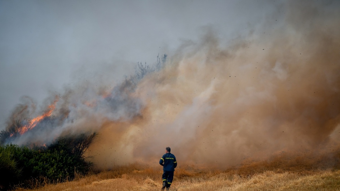 Πολύ υψηλός κίνδυνος πυρκαγιάς την Παρασκευή σε 6 περιφέρειες - Έκτακτα μέτρα, σε αυξημένη ετοιμότητα ο κρατικός μηχανισμός