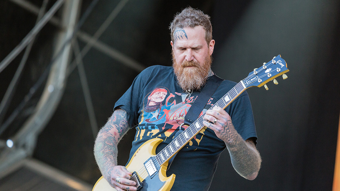 Νεκρός σε τροχαίο ο κιθαρίστας και ιδρυτικό μέλος των Mastodon, Μπρεντ Χιντς