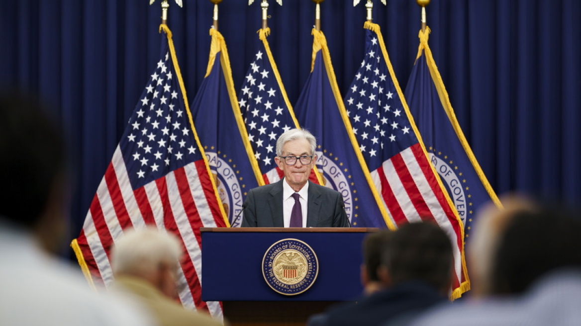 Τζάκσον Χολ: Η ομιλία Πάουελ κρίνει τις αγορές ομολόγων και την ανεξαρτησία της Fed