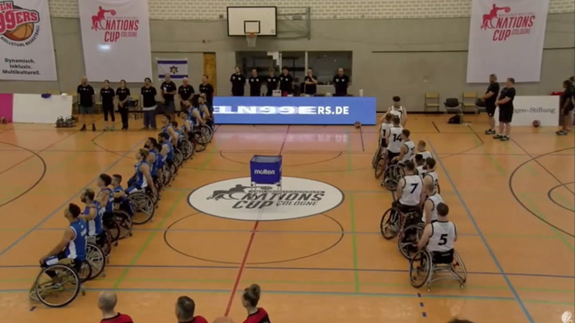 Βίντεο: Διαμαρτυρία για τη Γάζα σε αγώνα μπάσκετ με αμαξίδιο - Βρετανοί αθλητές γύρισαν την πλάτη στους Ισραηλινούς, την ώρα της ανάκρουσης του εθνικού τους ύμνου 