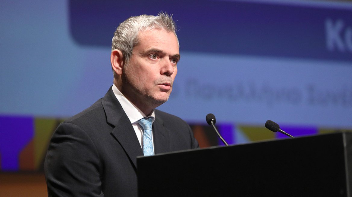 Σημαντικές δηλώσεις για τις ασφαλιστικές εισφορές και την οικονομία.