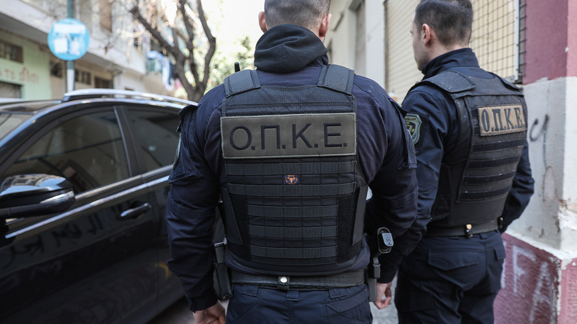 Σοκαριστική ληστεία με θύματα στο Ζεφύρι.