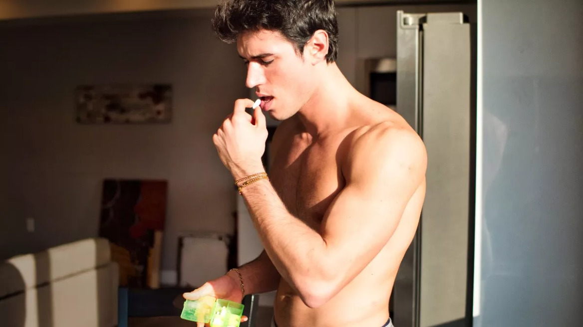 T maxxing: To νέο trend που θέτει σε κίνδυνο τους (νεαρούς) άνδρες – Οι ειδικοί προειδοποιούν