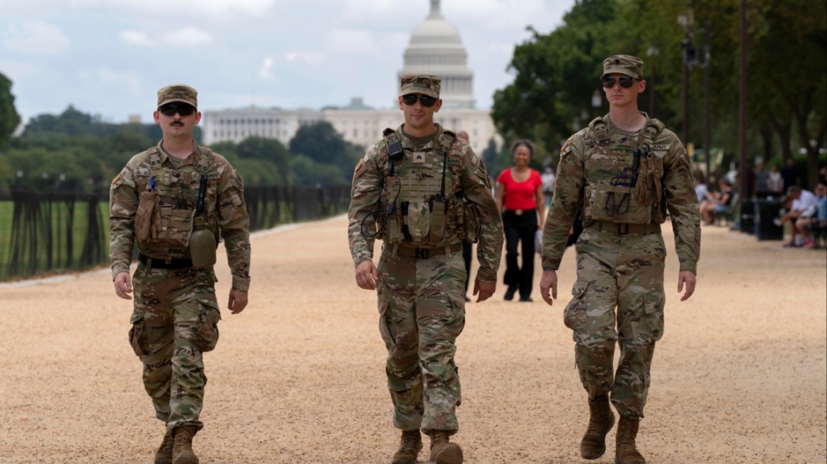 Επίθεση Δημοκρατικών στον Τραμπ για την ανάπτυξη στρατού σε πόλεις που κυβερνούν: «Κατασκευάζει κρίσεις, είναι δικτάτορας» 