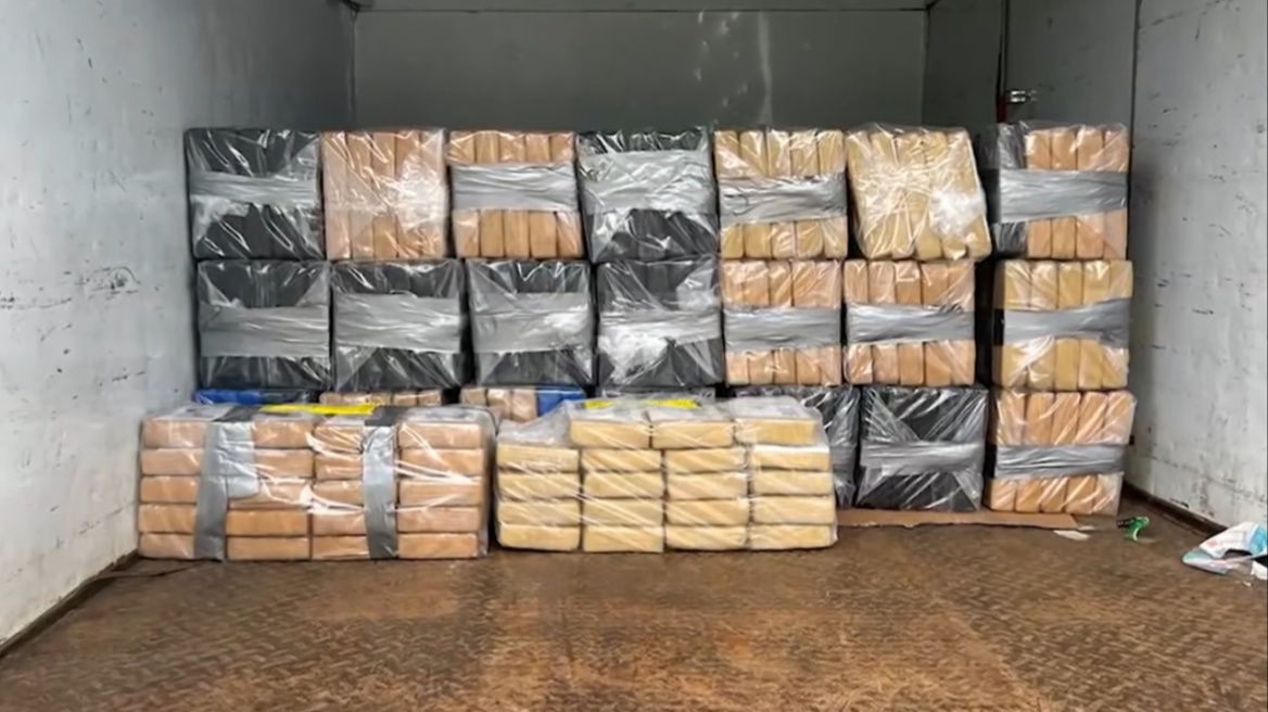 Οι αρχές της Κόστα Ρίκα ανακοίνωσαν την κατάσχεση ενός και πλέον τόνου κοκαΐνης - Δείτε βίντεο