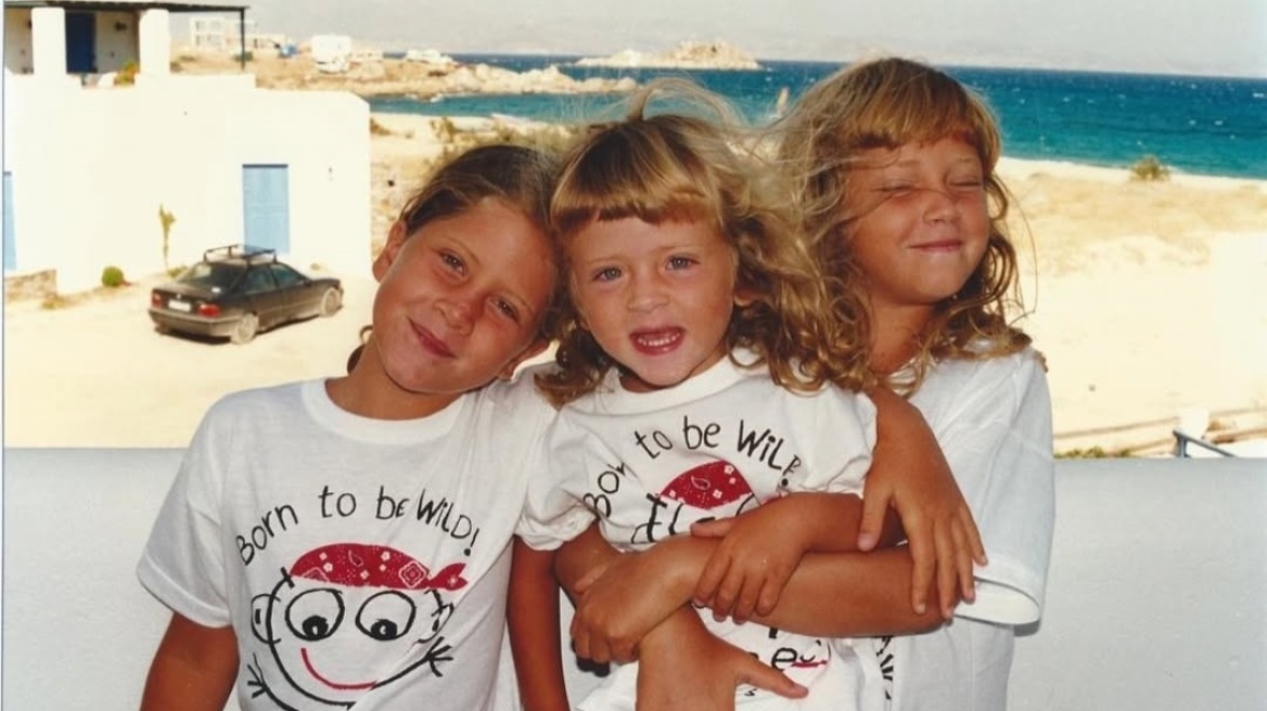 Διάσημη Influencer θυμάται τις διακοπές της στα ελληνικά νησιά