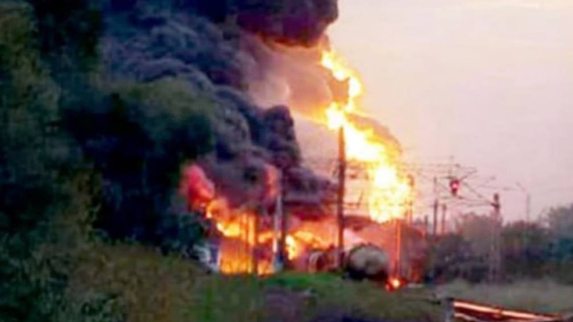 Πόλεμος στην Ουκρανία: Drones χτύπησαν κέντρο ανεφοδιασμού και σιδηροδρομικό σταθμό στην Κριμαία