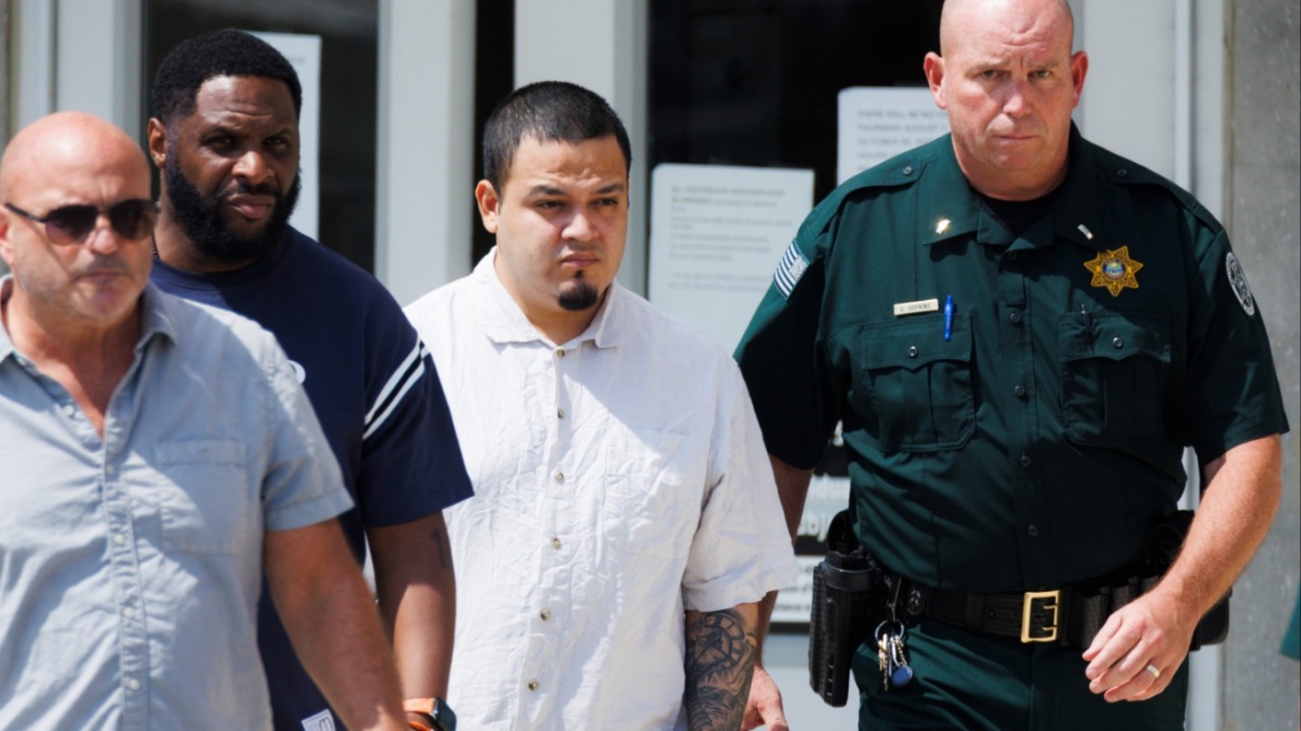 Δικαστής μπλοκάρει προσωρινά την απέλαση του Κίλμαρ Γκαρσία από τις ΗΠΑ στην Ουγκάντα