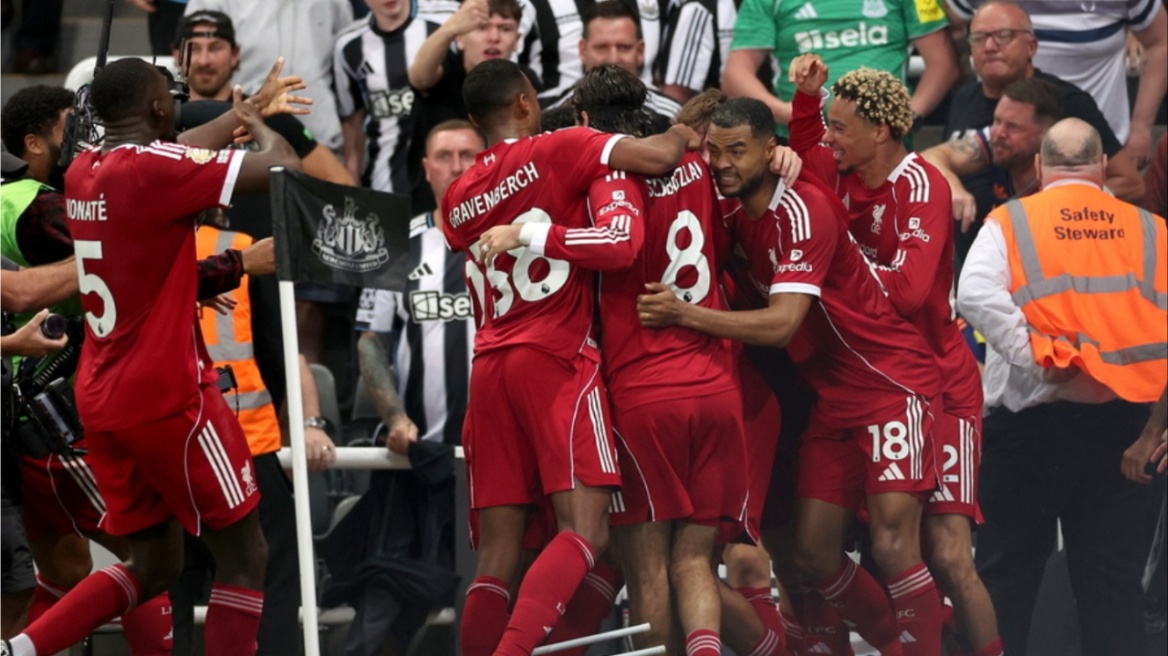 Premier League: Ματς γκραν-γκινιολ στο «Σεντ Τζέιμς Παρκ» με έναν 16χρονο να λυτρώνει τη Λίβερπουλ, 3-2 τη Νιούκαστλ - Δείτε τα γκολ