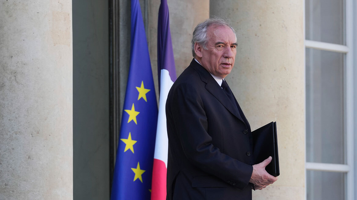 Σε πολιτικό αδιέξοδο οδεύει και πάλι η Γαλλία υπό το βλέμμα των αγορών - Σε περιπέτεια τα γαλλικά ομόλογα και οι μετοχές