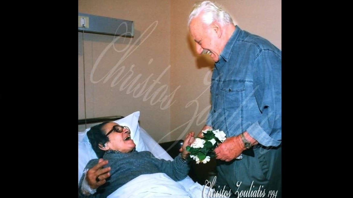 Όταν ο Φλωράκης επισκέφτηκε τη Σωτηρία Μπέλλου στο νοσοκομείο - Η ανάρτηση του φωτορεπόρτερ Χρήστου Ζουλιάτη