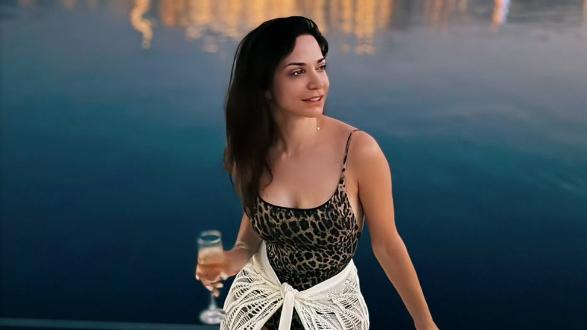 Η Κατερίνα Γερονικολού ποζάρει σε σκάφος τις τελευταίες ημέρες των διακοπών της - Δείτε τις φωτογραφίες
